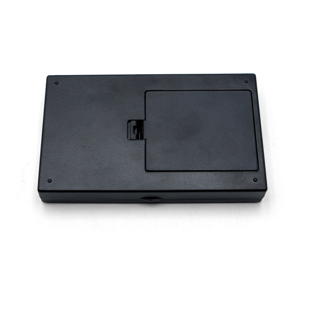 Bottom-view of the Northern Brewer pocket scale