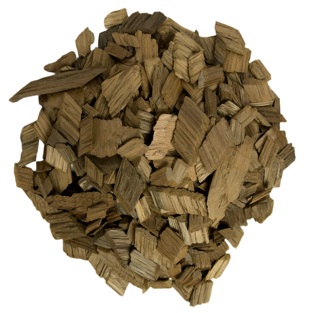 Medium toast American oak chips for aging wine, flavoring beer, or adding character to distilled spirits with bold vanilla and coconut notes.